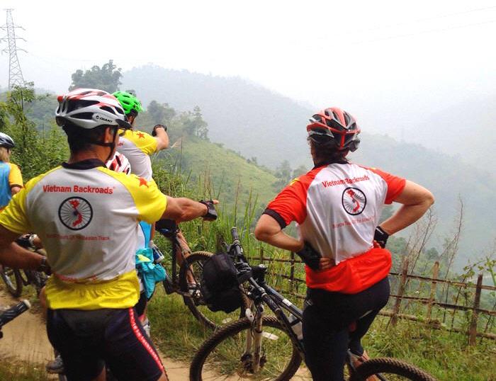 Cycling Northwest Vietnam,  Sapa, Lai Chau, Sinh Ho, Muong Lay, Dien Bien and fly to Ha Noi