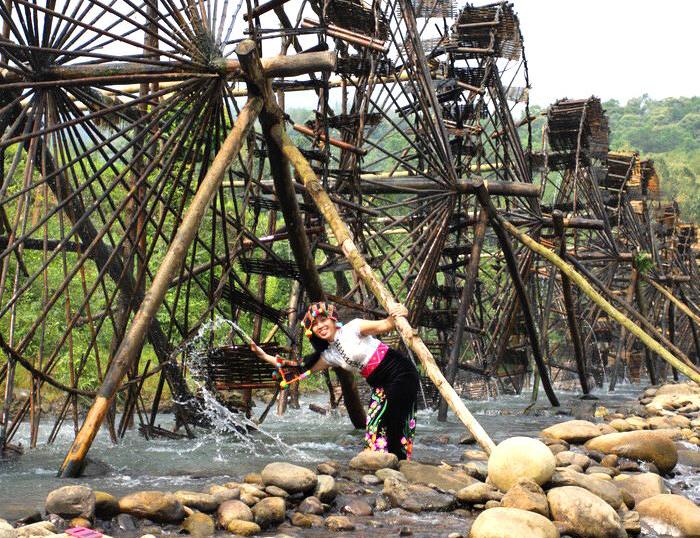 Sapa Cycling Tours, explore remote villages, mountain trails, ethnic villages, Sin Chai, Ta Van, Binh Lu, Ta Phin, and Muong Hoa valleys